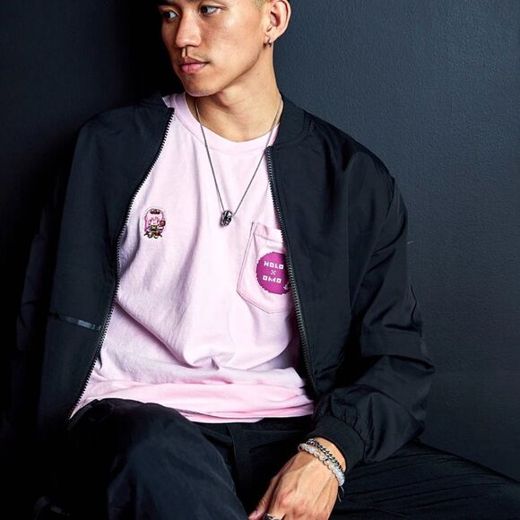 OMOCAT Pixel Calliope Pocket T-Shirt Pink XL NWT IN PACKAGE‎ - Picture 3 of 8